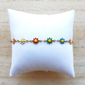 Bracelet Gold dainty flower Enamel Color daisy chain, waterproof jewel…